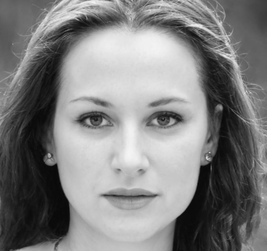 Portrait von Fabienne Kunz, Content-Strategin