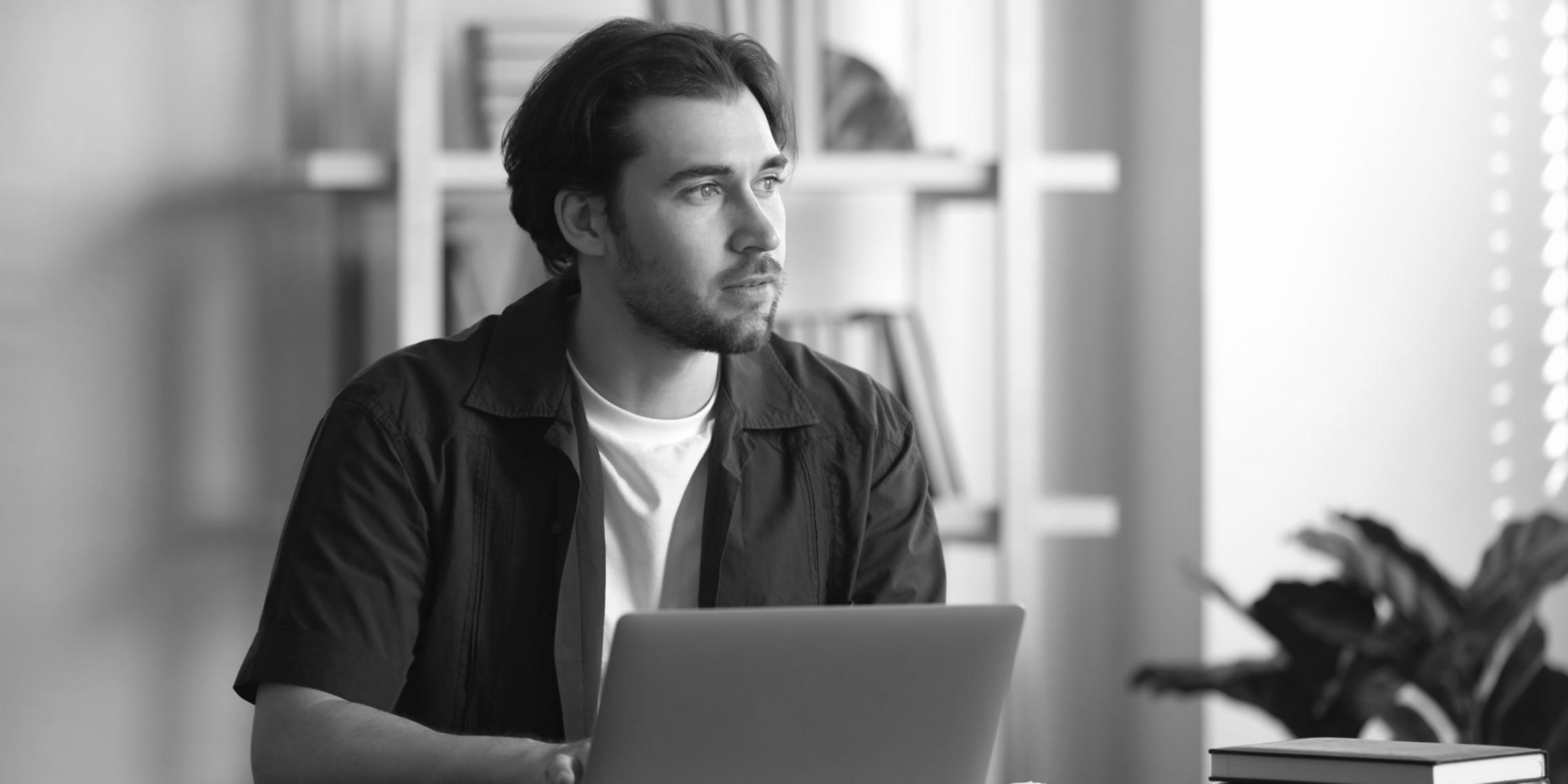 SEO-Dashboard mit Analyse-Metriken und Performance-Daten